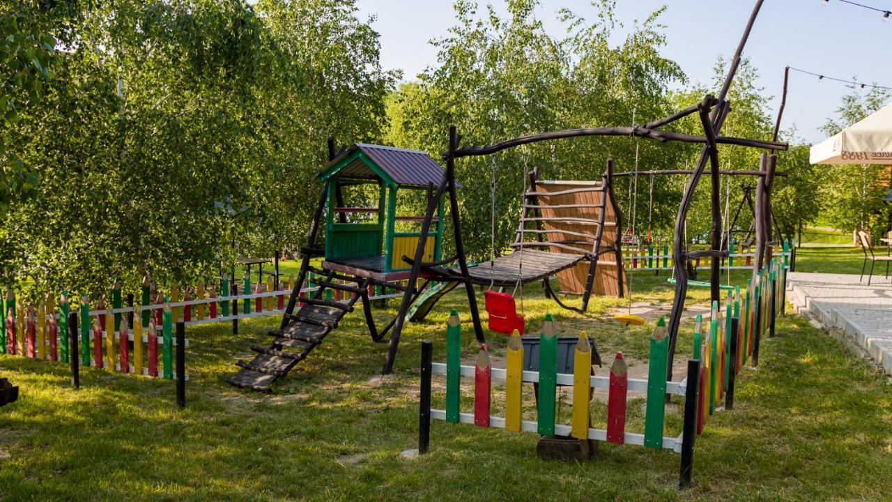 ホテル Каньон Grushevtsy  エクステリア 写真